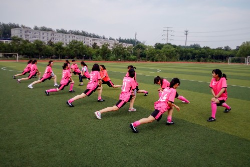 202006【捷報(bào)遲來，歡喜不減——我校學(xué)生收獲國(guó)家級(jí)榮譽(yù)】潁州晚報(bào) 阜陽日?qǐng)?bào) 特約攝影記者 凡偉 188449089114_conew1.jpg